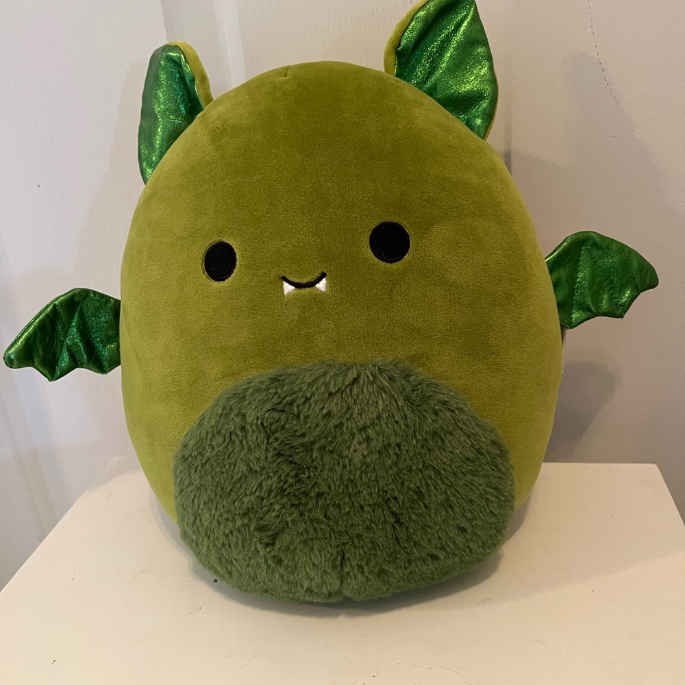 Squishmallows Rosemary the Bat. New with tags. 10”